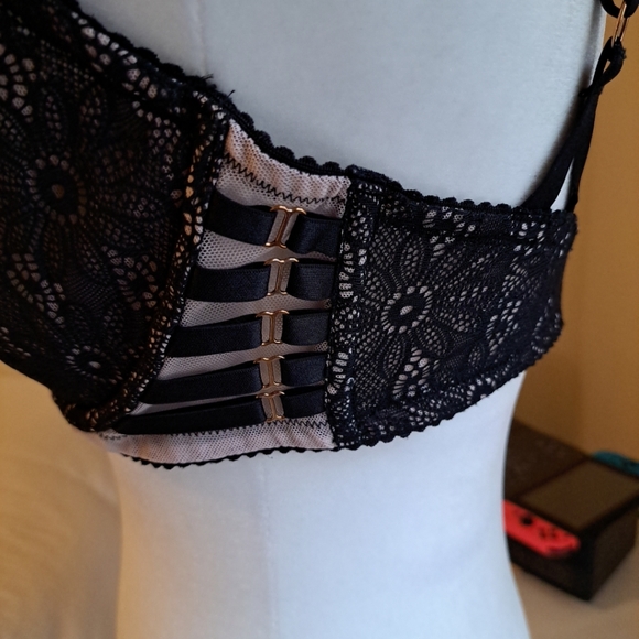 VICTORIA'S SECRET VERY SEXY UNLINED PLUNGE BRA WOMENS SIZE 36 DDD BLACK EUC - Picture 3 of 8